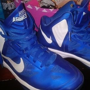 Royal blue nike hyper aggress